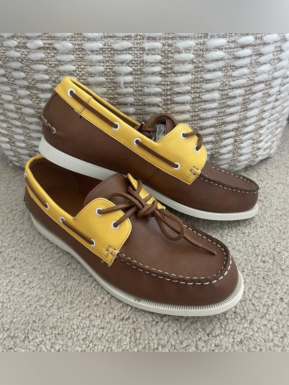 Club Room Elliot Men Casual Boat Shoes Tan Yellow Loafers Size 10.5